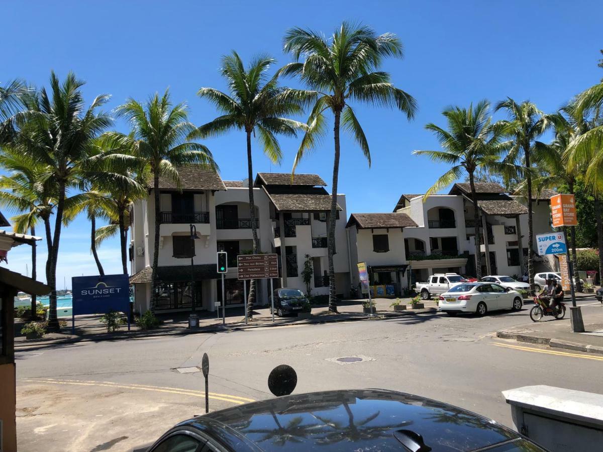 Ferienwohnung Grand Baie Seaview Penthouse Exterior foto